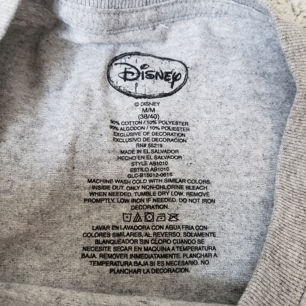Disney shirt NWT - Picture 4 of 6
